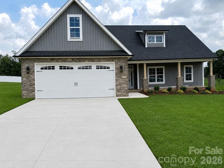 Property Photo: 155 Southern Oaks Lane NC 28147