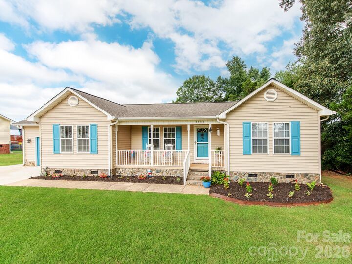 Property Photo: 3163 River Road 1 NC 28092