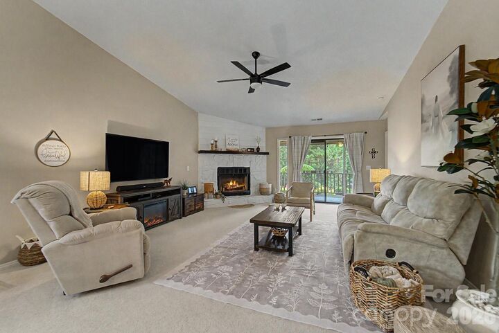 Property Photo: 16A Willow View Drive NC 28734
