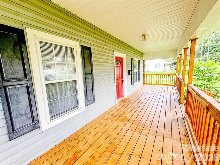 Property Photo:  818 Grier Street  NC 28092 