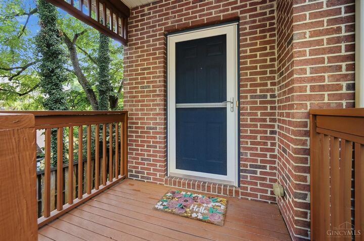 Property Photo:  2552 Cleinview Avenue  OH 45206 