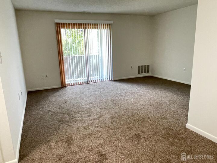 Property Photo:  1216 Ravens Crest Drive  NJ 08536 