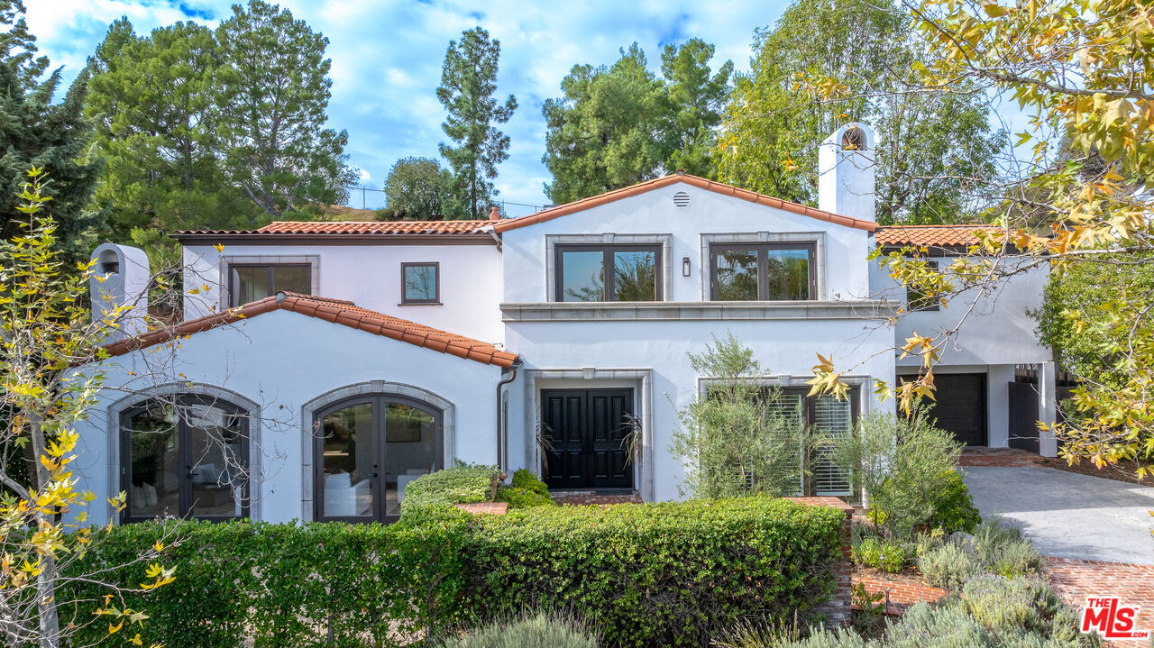 Property Photo:  17153 Adlon Rd  CA 91436 
