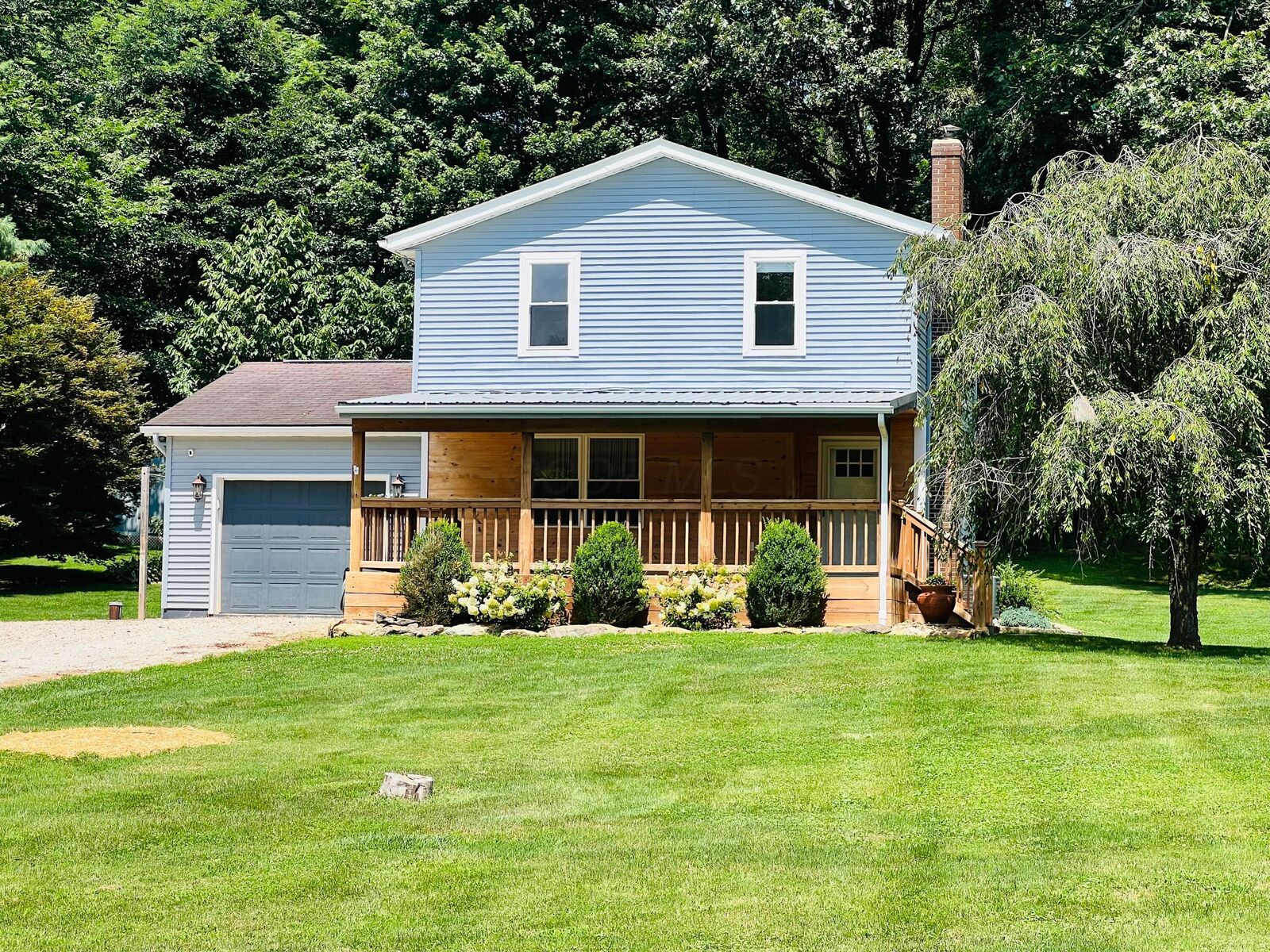 Property Photo:  41 N Lake NE Drive  OH 43055 