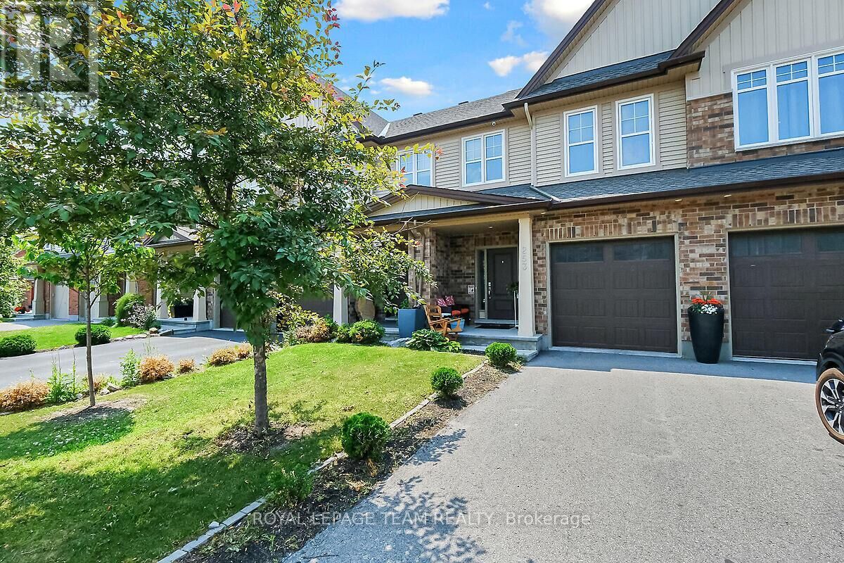 Property Photo:  253 Fergus Crescent  ON K2J 3L7 