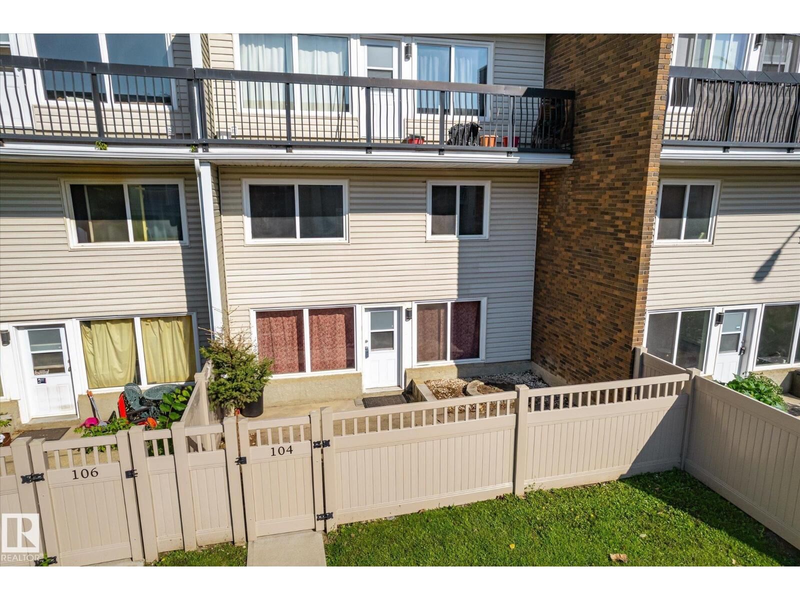 Property Photo:  #104 7805 159 St NW  AB T5R 2E1 