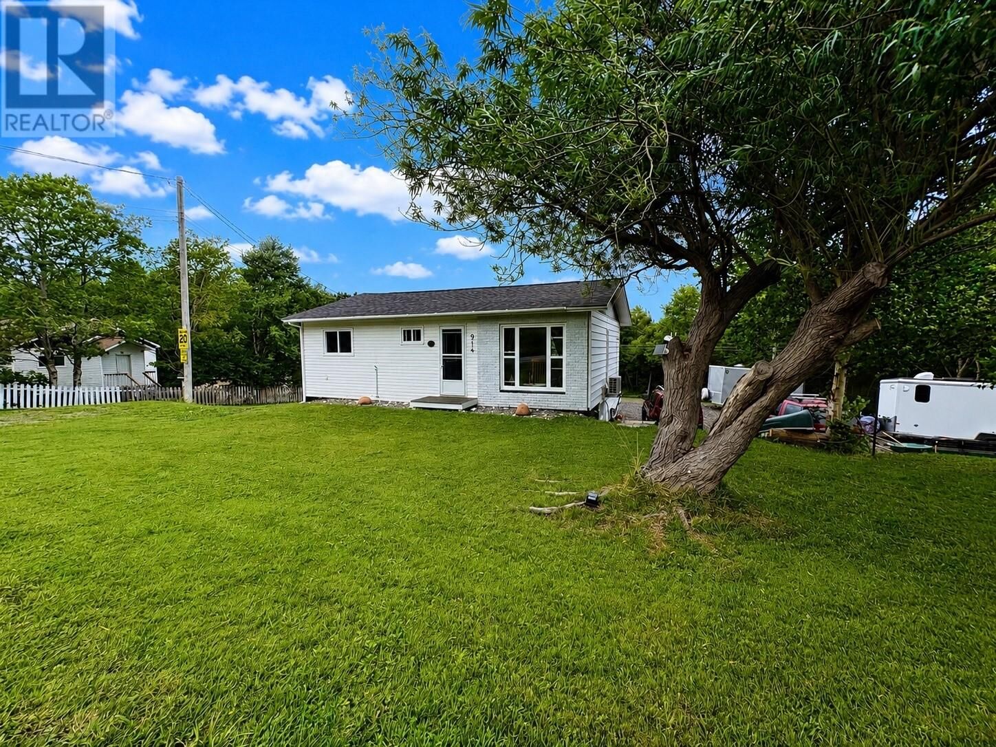 Property Photo: 914 Main Street NL