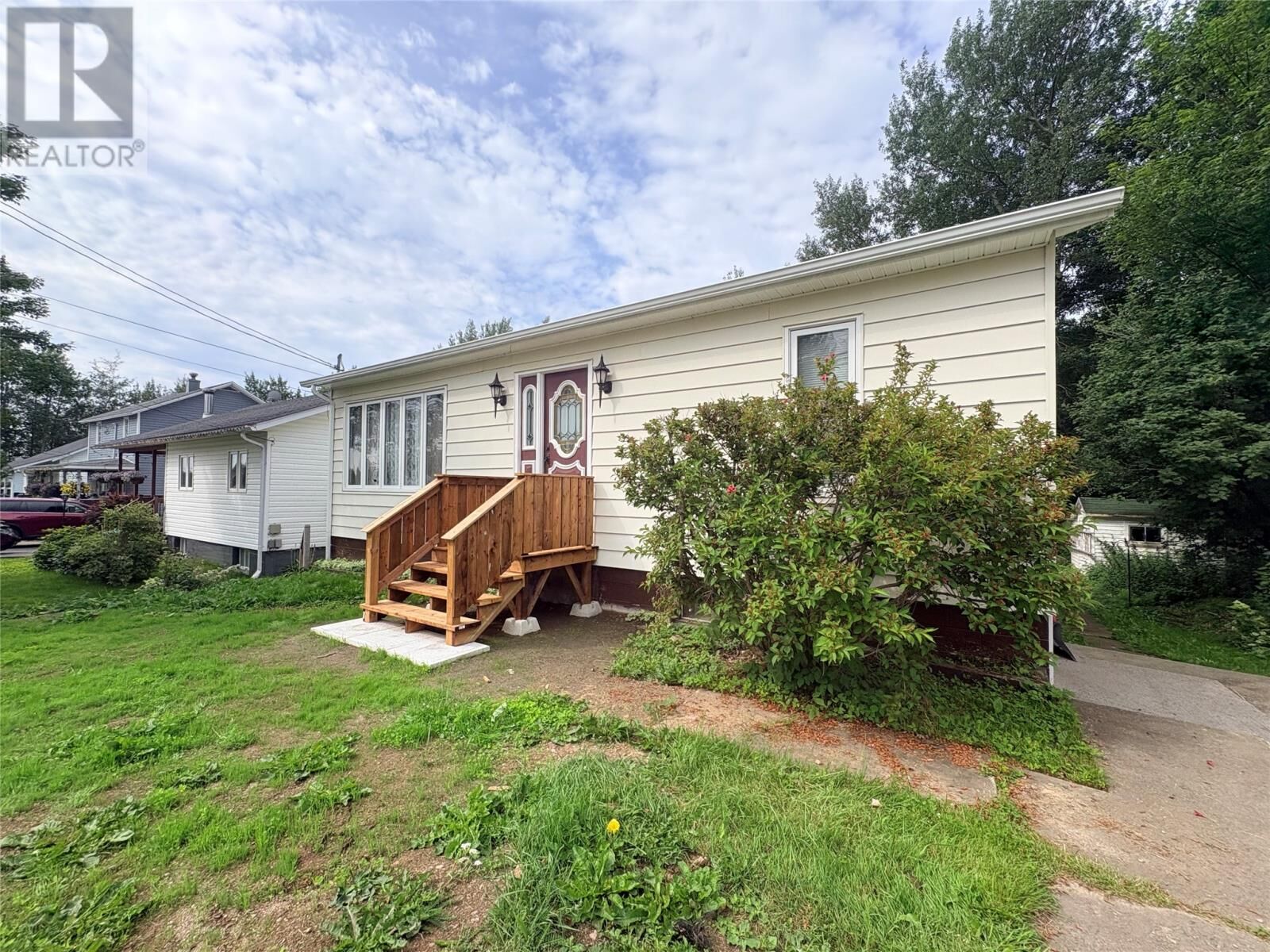 Property Photo:  71 Premier Drive  NL A0G 3A0 