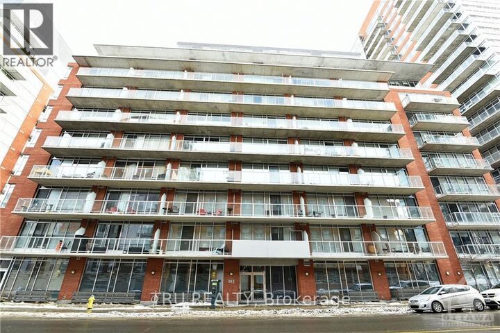Property Photo:  383 Cumberland Street 412  ON K1N 1J7 