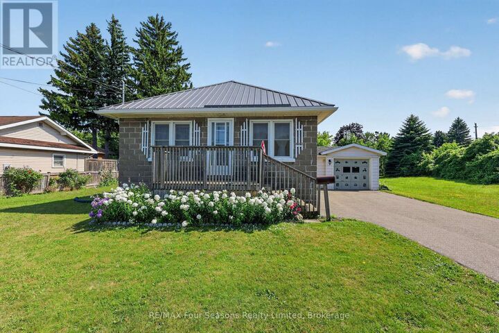442 Hume Street — photo 1