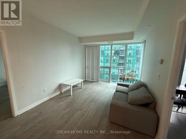 Property Photo:  9 Bogert Avenue 2506  ON M2N 0H3 