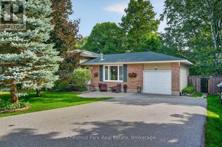 Property Photo: 80 Hubbel Crescent ON P1H 1S6