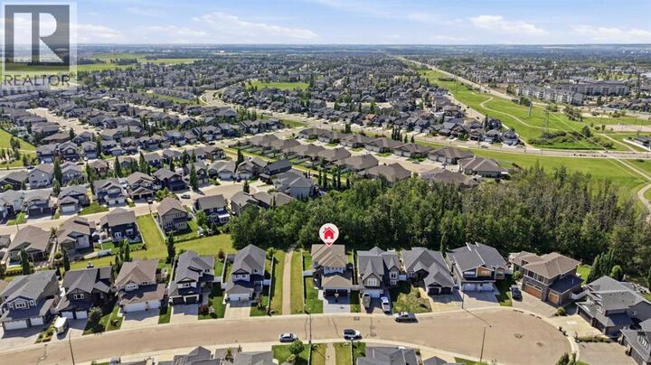 Property Photo:  40 Vienna Close  AB T4R 0P1 