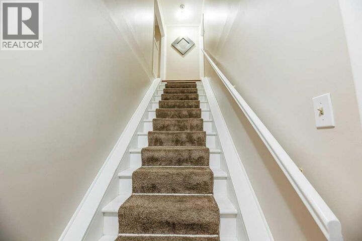 Property Photo:  22 Poplar Crescent  AB T4S 1V3 