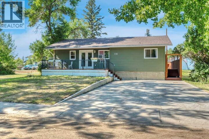 Property Photo: 118 3rd Avenue East AB T0J 2R0