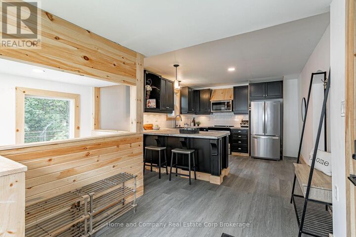 Property Photo: 201 John Street ON N5C 3G1