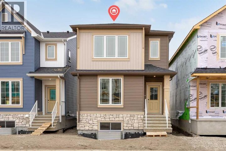 Property Photo:  45 Hotchkiss Gardens Southeast  AB T3S 0T6 