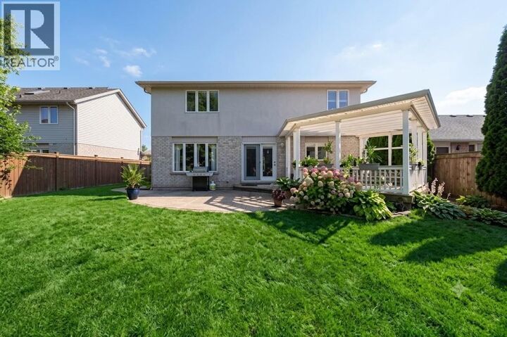 Photo de la propriété:  2923 Stoney Creek Drive  ON N0N 1C0 