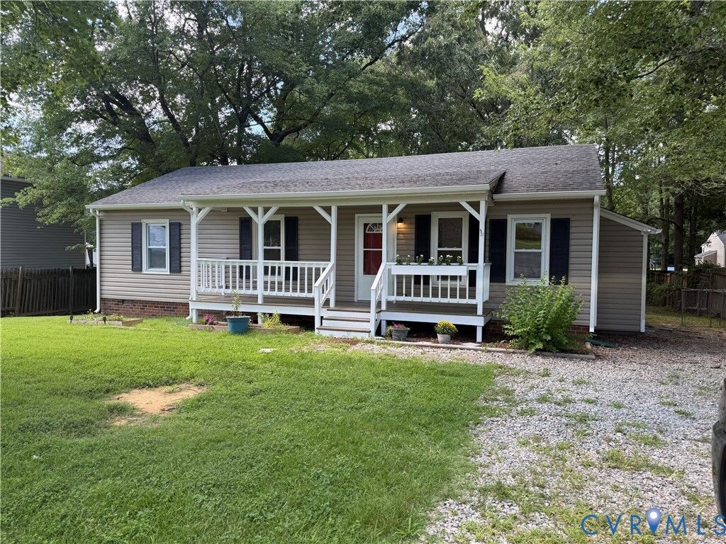 Property Photo: 4706 Glen Tara Drive VA 23112