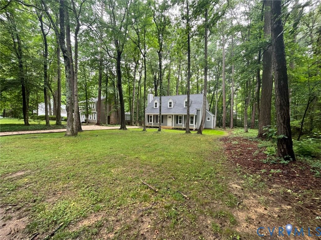 Property Photo: 13912 Sterlings Bridge Road VA 23112