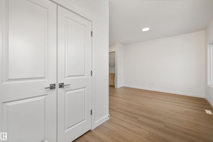 Property Photo:  18859 29 Avenue NW  AB T6M 3C5 