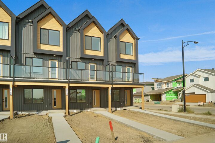 Property Photo: 532 Uplands Drive NW AB T6M 3M3