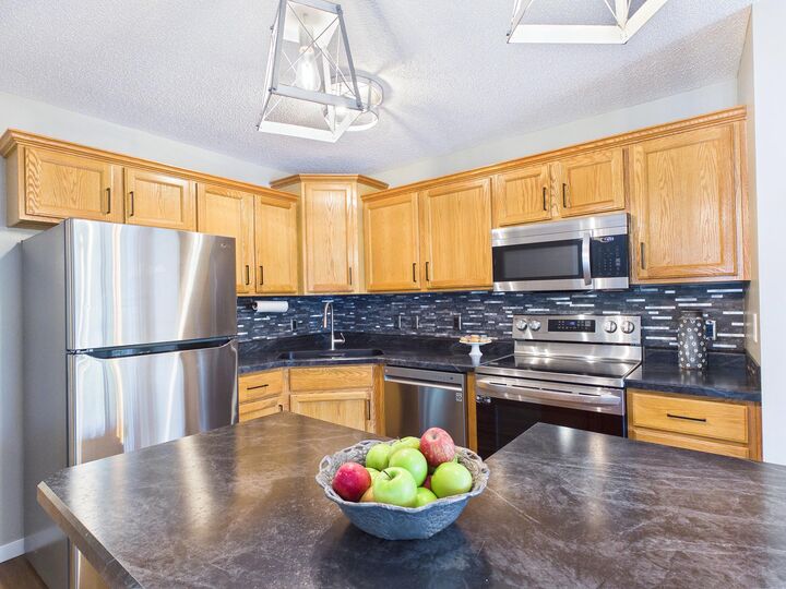 Property Photo: 2048 Willow Circle MN 55038