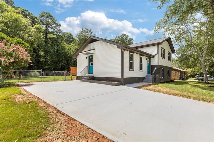 Property Photo: 2531 Falcon Ridge Drive GA 30017