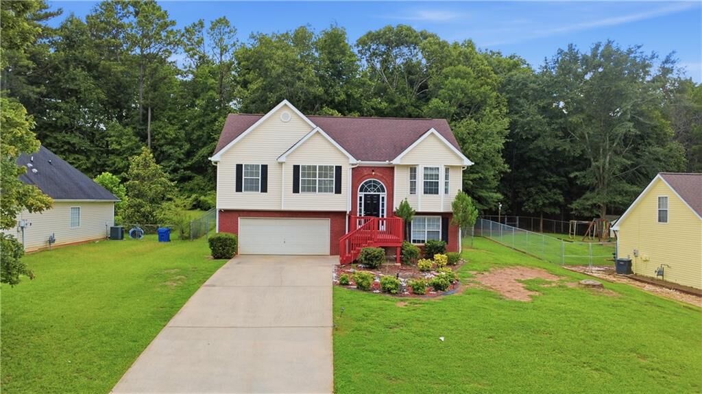 Property Photo: 165 Syracuse Lane GA 30016