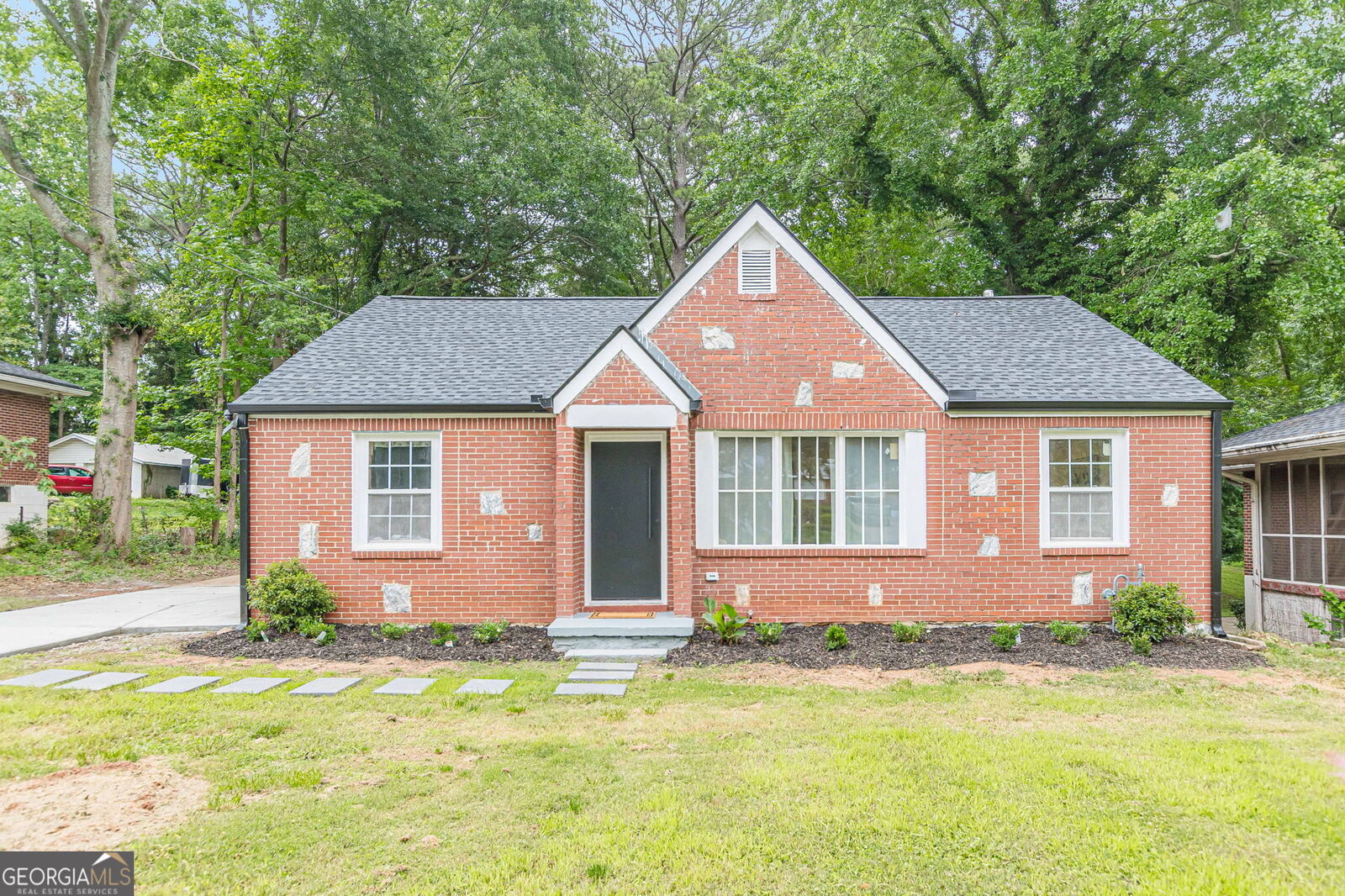 Property Photo:  1240 Fayetteville Road SE  GA 30316 