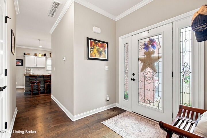 Property Photo: 6607 Villa Spring Dr KY 40291