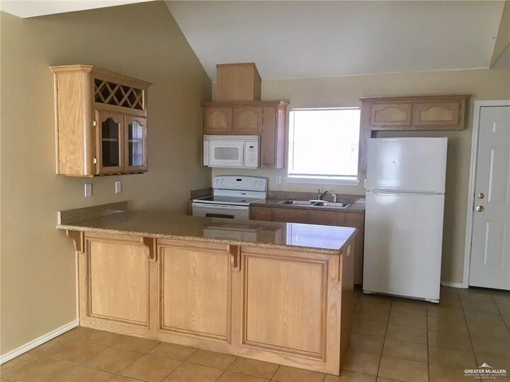 Property Photo:  2503 Salvatierra Avenue 10  TX 78541 