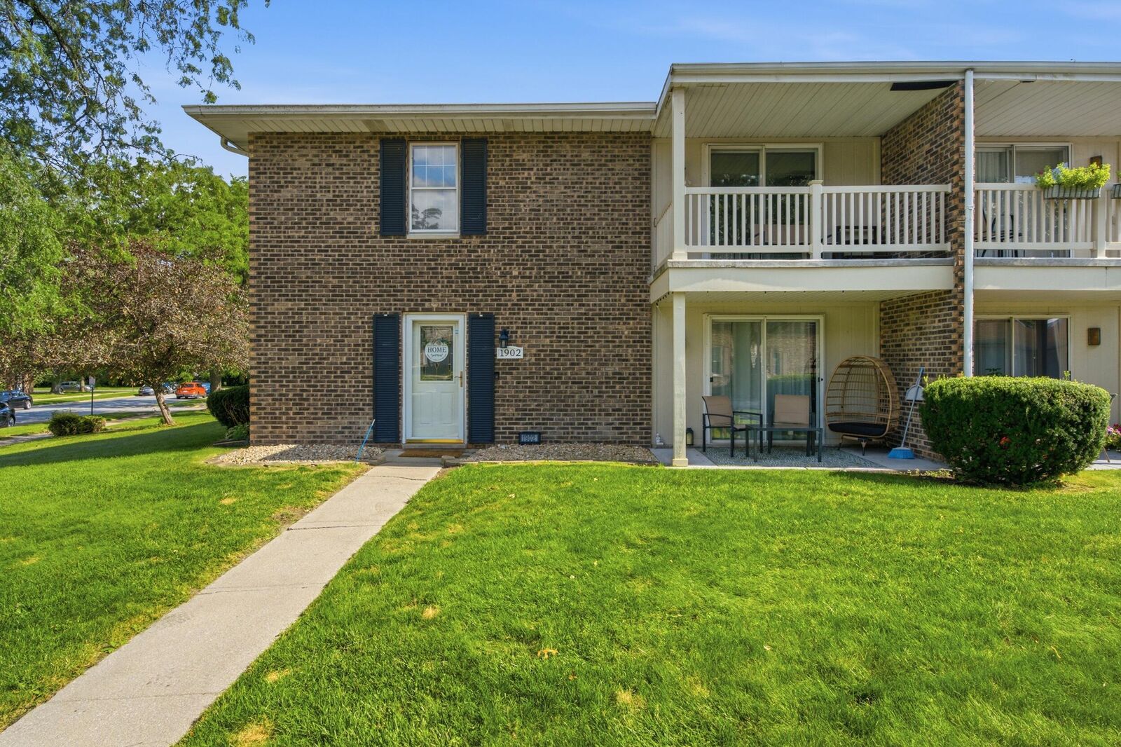 Property Photo:  1902 Burgundy Street  IN 46375 
