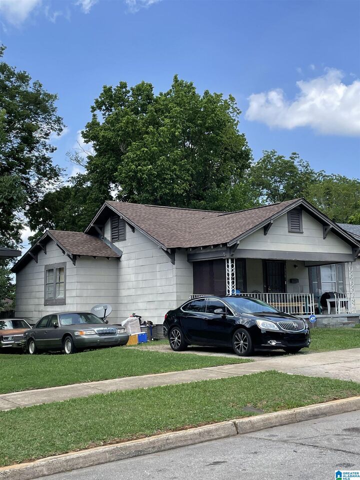 Property Photo: 1338 Park Avenue AL 35217