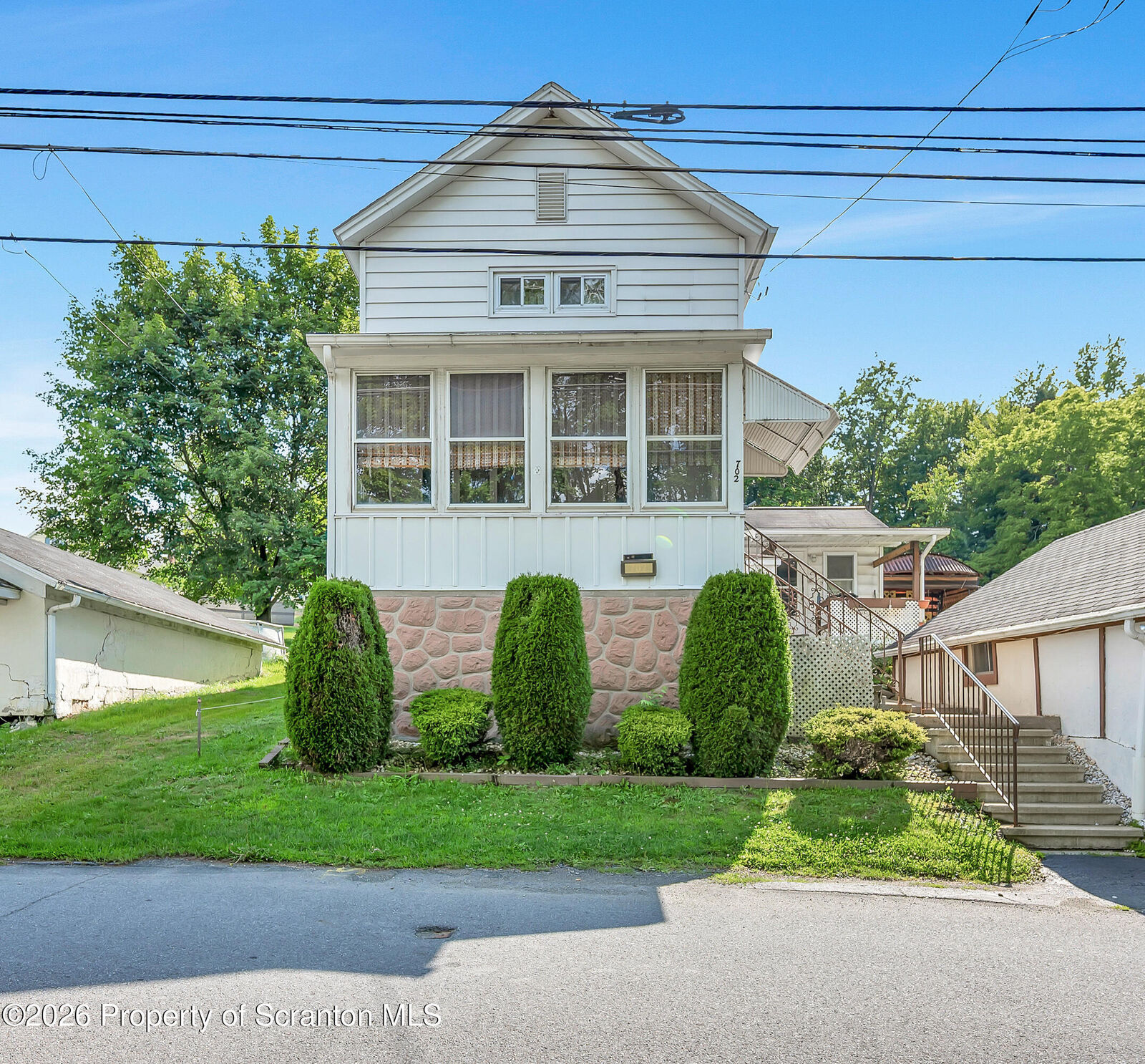 Property Photo:  702 Morse Avenue  PA 18407 