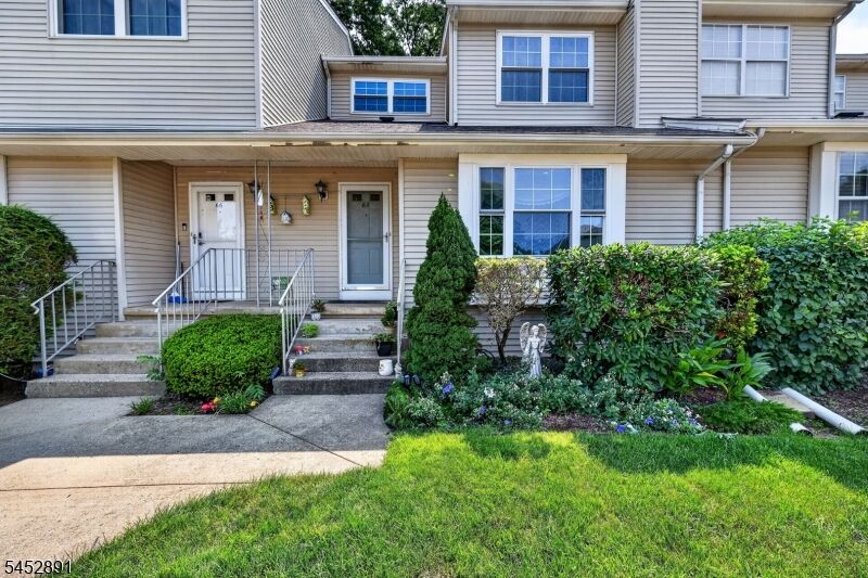 Property Photo:  65 Freemont Ct  NJ 08873 
