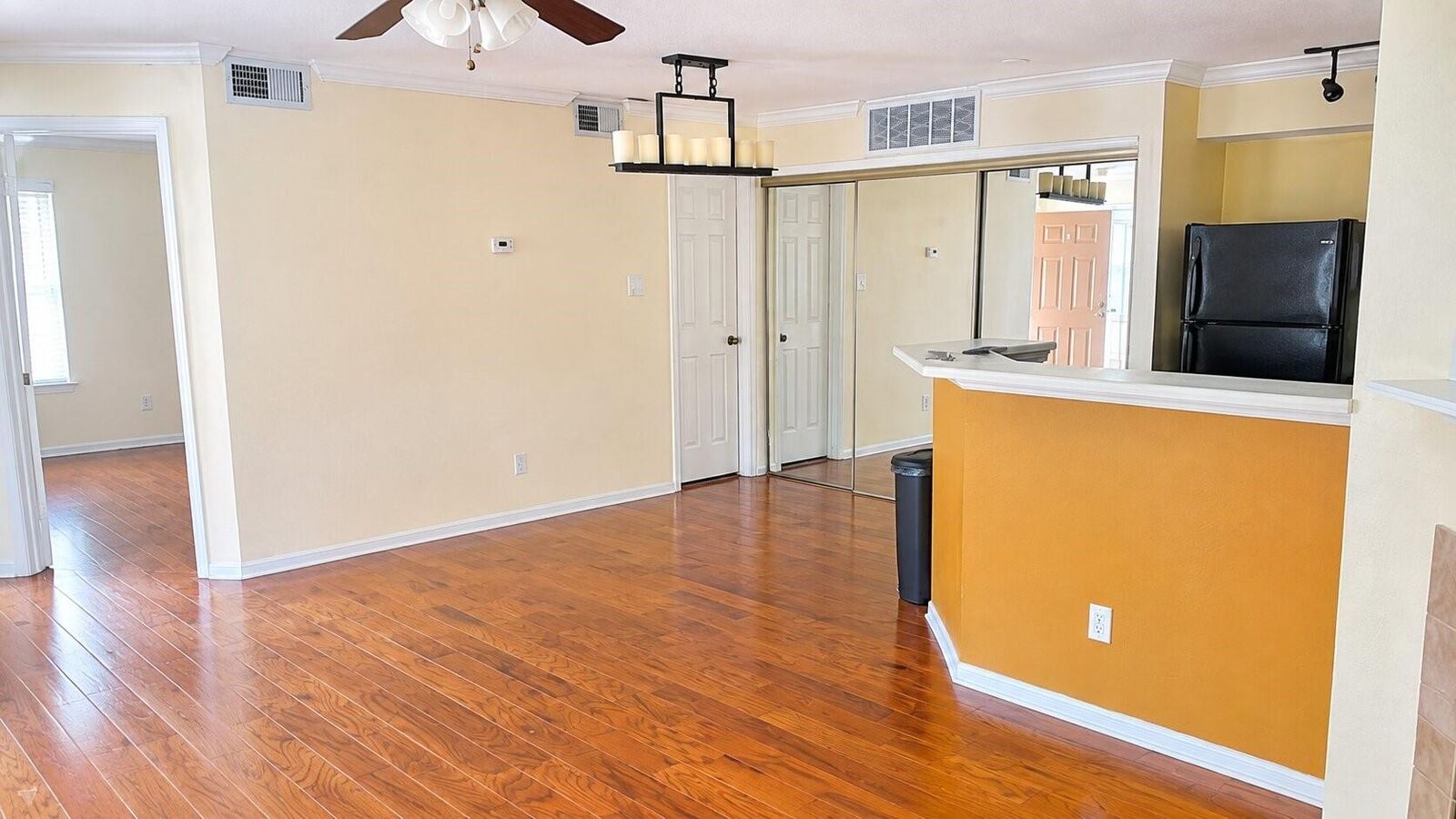 Property Photo: 2300 Old Spanish Trail 1067 TX 77054