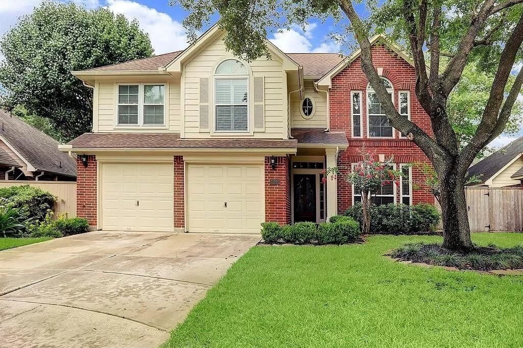 Property Photo: 1207 Campton Court TX 77055
