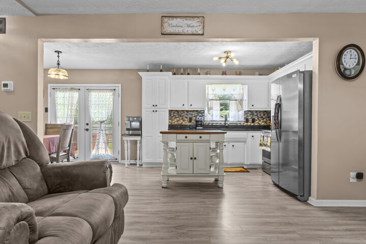 Property Photo:  217 Corral Court  KY 40601 