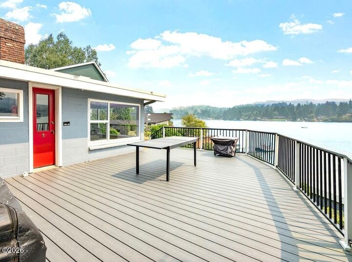 Property Photo:  3870 NE Johns Court  OR 97364 