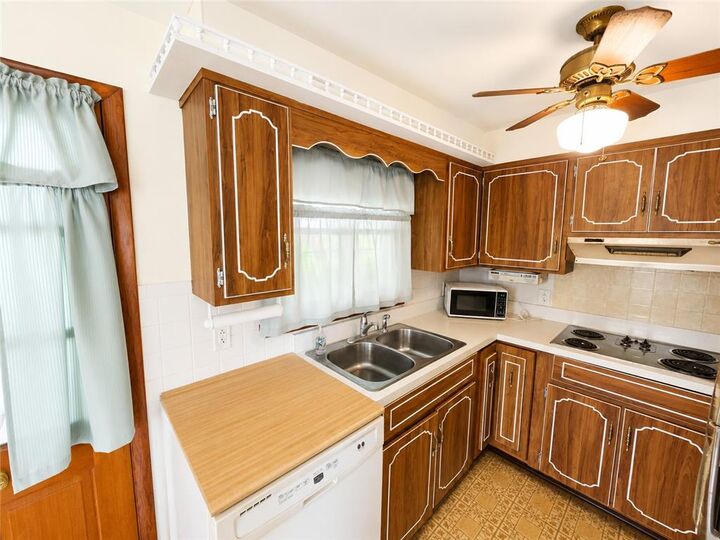 Property Photo:  115 Tobias  PA 18055 