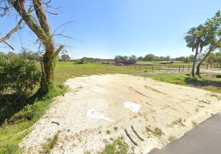 Property Photo: 1376 NE 48th Avenue FL 34972