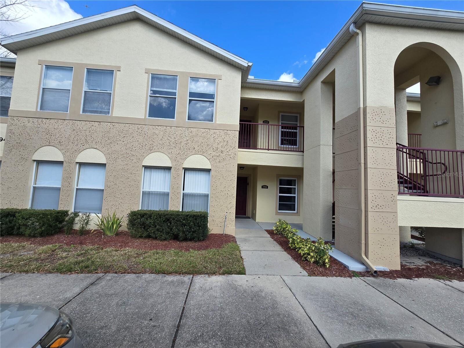 Property Photo: 2790 Club Cortile Circle B FL 34746