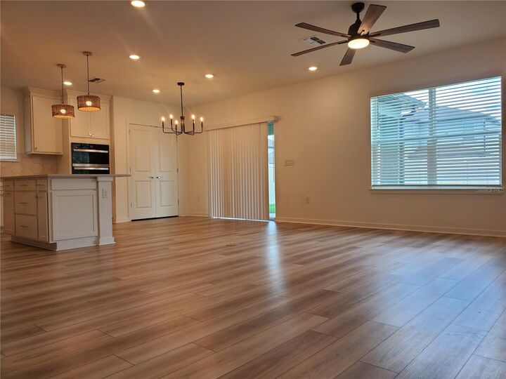 Property Photo: 6667 Depue Drive FL 33545