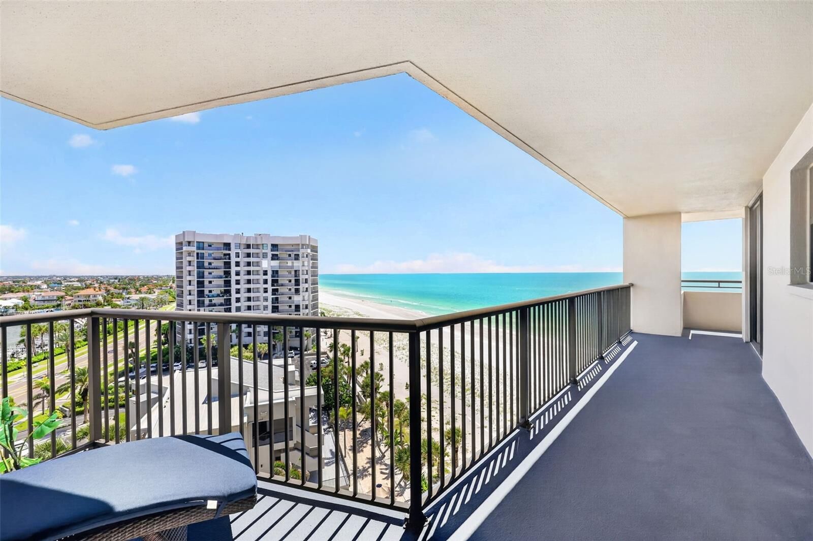 Property Photo: 1600 Gulf Boulevard 911 FL 33767