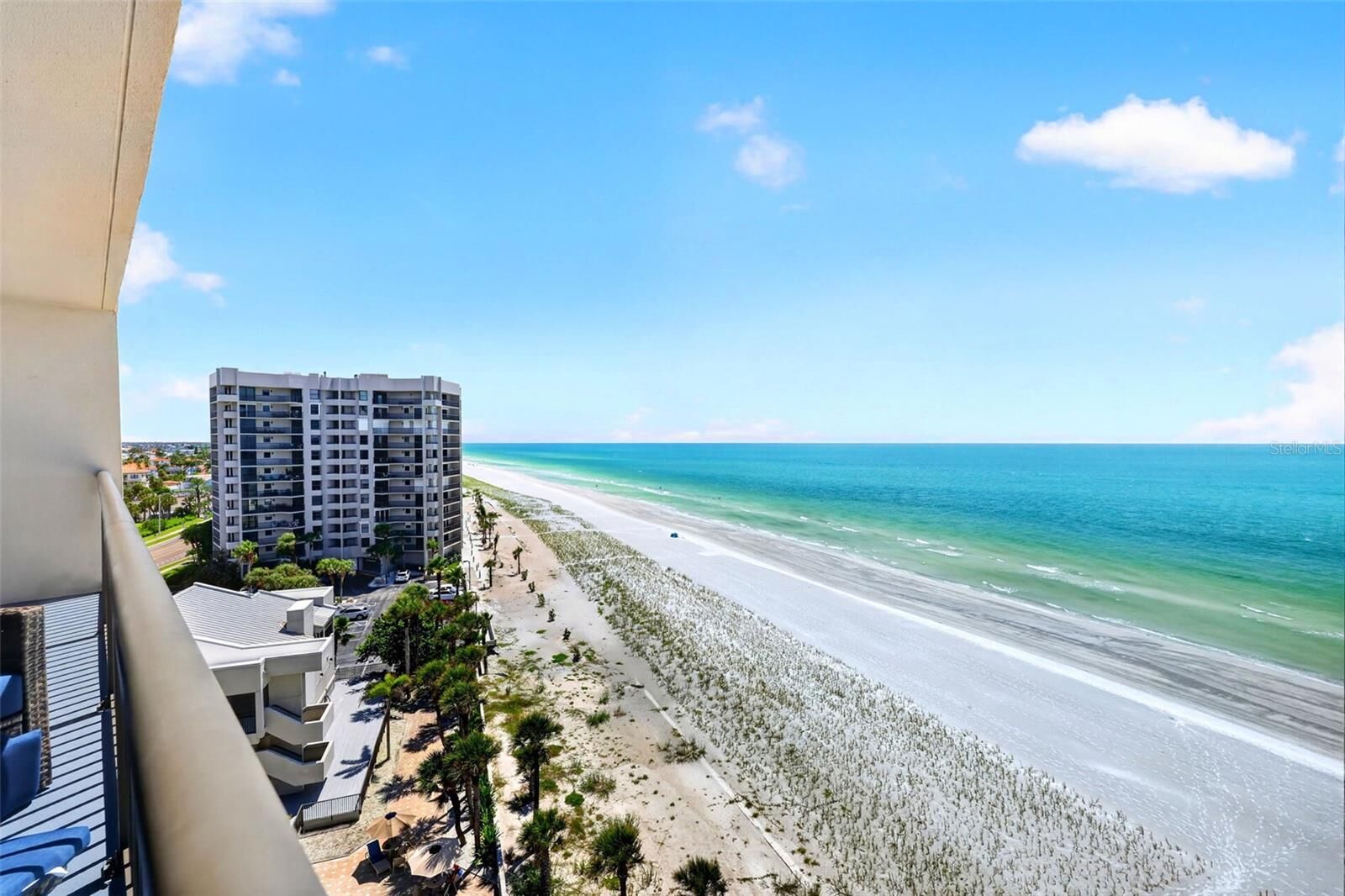 Property Photo:  1600 Gulf Boulevard 911  FL 33767 