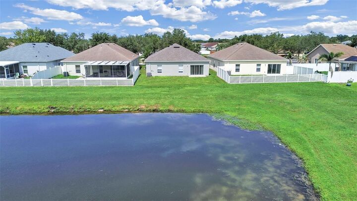 Property Photo: 11908 Fern Blossom Drive FL 33534