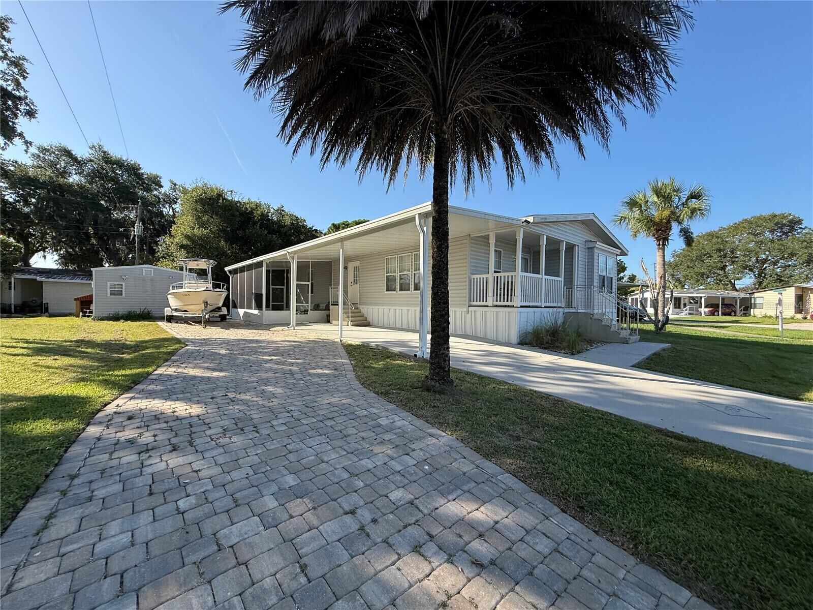 Property Photo: 152 Red Bass Lane FL 32141
