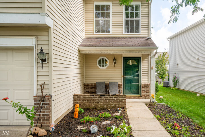 Property Photo:  9444 W Constellation Drive  IN 46064 