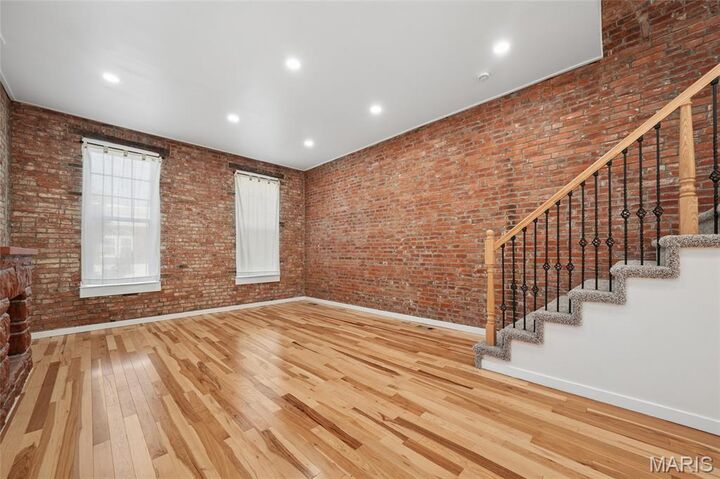 Property Photo: 3706 Iowa Avenue MO 63118